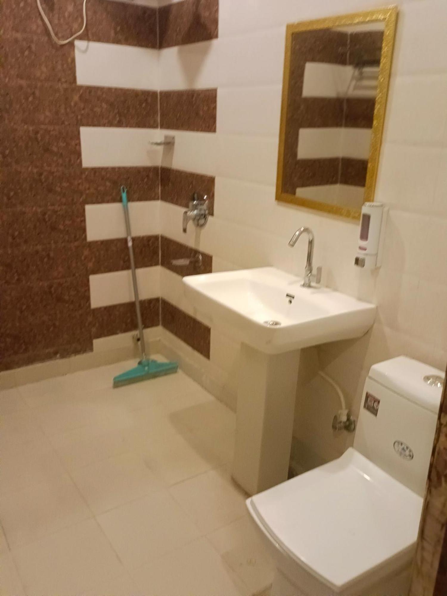 The Aura Grand Hotel & Banquet - A Unit Of Sitara Kollection Hotels Rohtak Exterior foto
